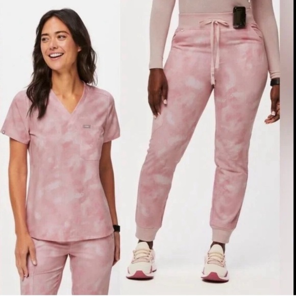 FIGS scrub set - Picture 5 of 5